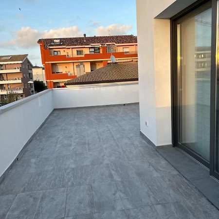 Family House Apartman Porto Torres Kültér fotó