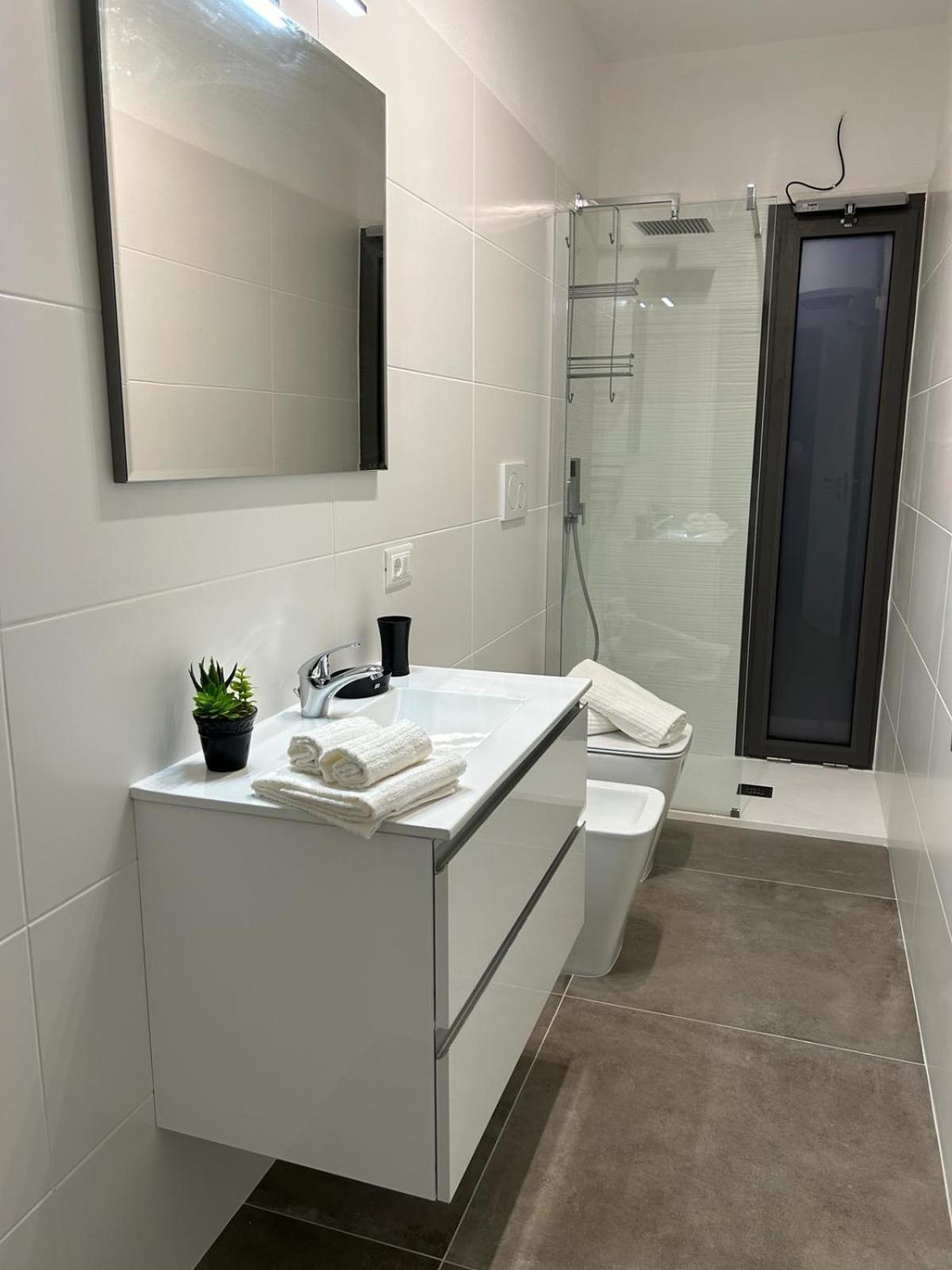 Family House Apartman Porto Torres Kültér fotó